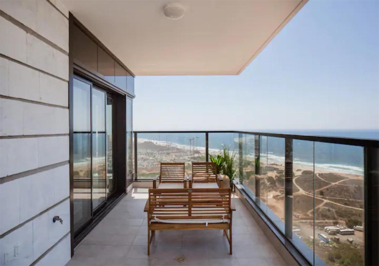 O&O Group- Magical 4Br Apt With Panoramic Sea View Бат-Ям Екстер'єр фото