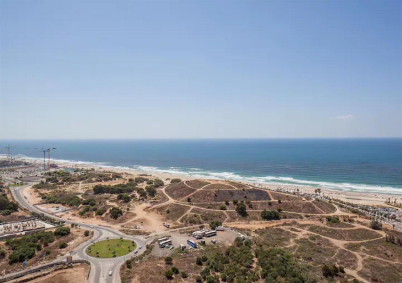 O&O Group- Magical 4Br Apt With Panoramic Sea View Бат-Ям Екстер'єр фото