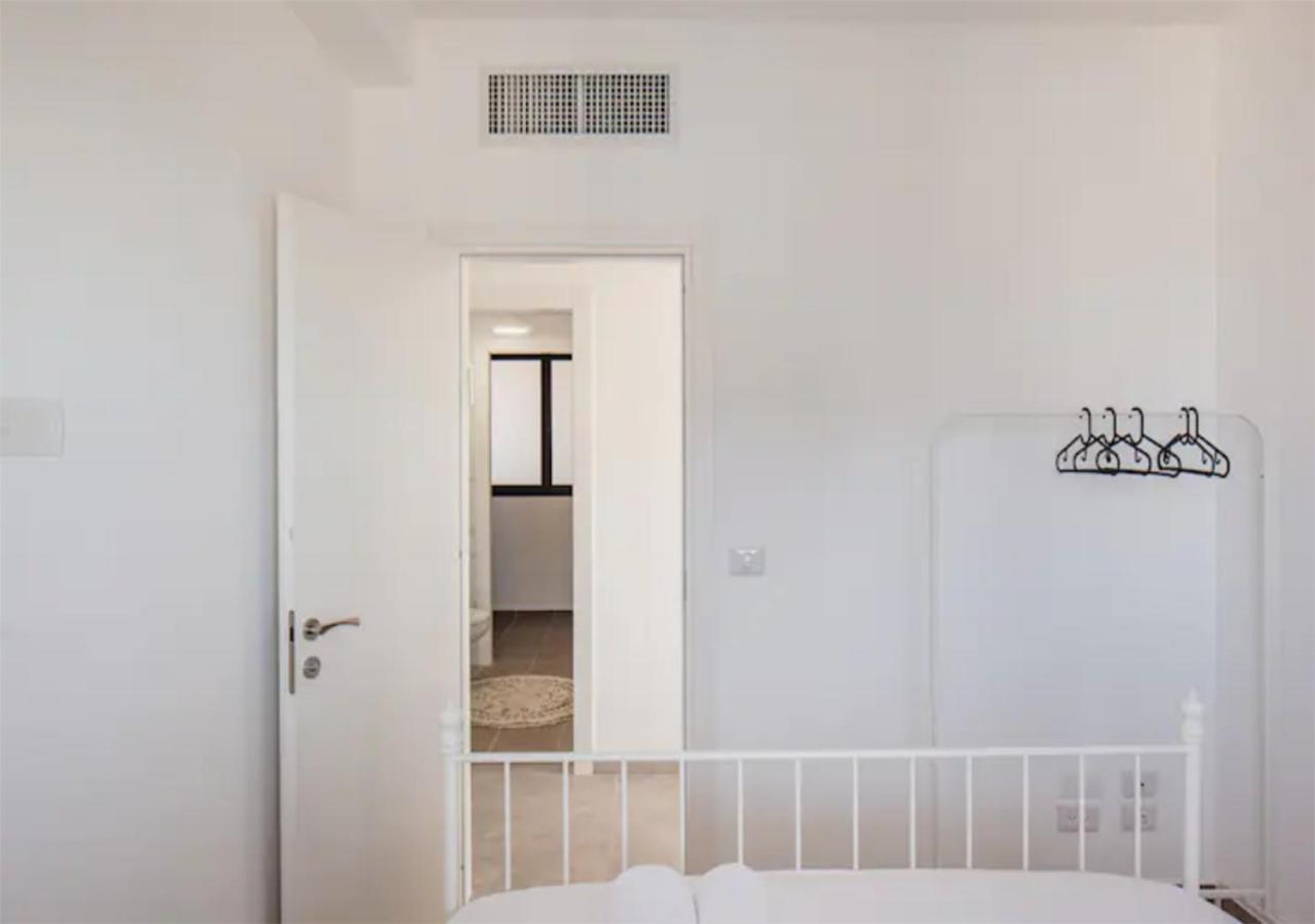 O&O Group- Magical 4Br Apt With Panoramic Sea View Бат-Ям Екстер'єр фото