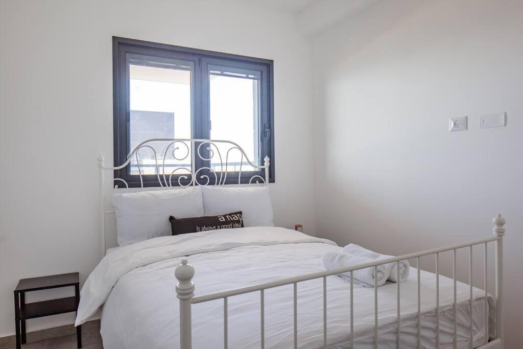 O&O Group- Magical 4Br Apt With Panoramic Sea View Бат-Ям Екстер'єр фото