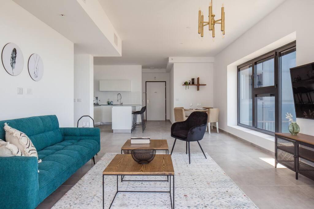 O&O Group- Magical 4Br Apt With Panoramic Sea View Бат-Ям Екстер'єр фото